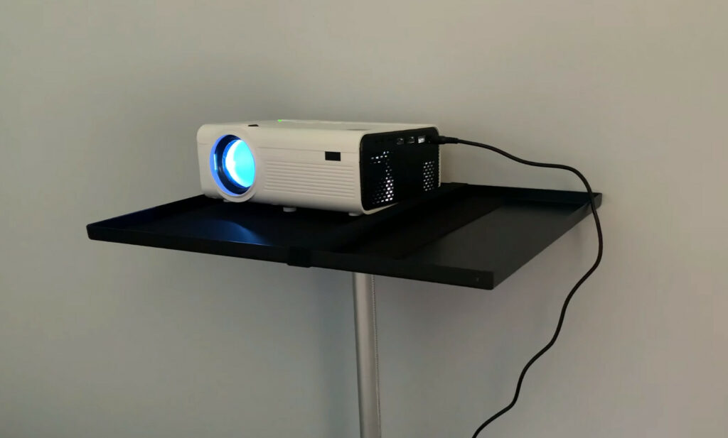 How to Connect RCA Projector to iPhone